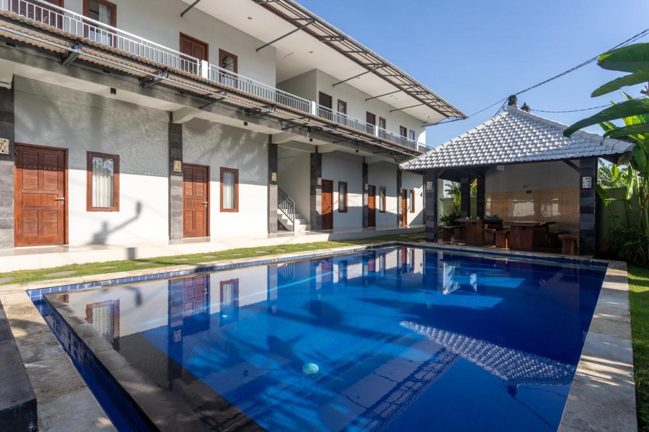 Cempaka Mas Guest House Canggu ภายนอก รูปภาพ