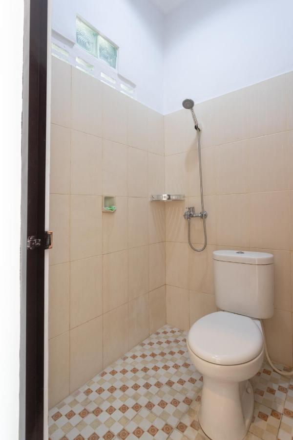 Cempaka Mas Guest House Canggu ภายนอก รูปภาพ